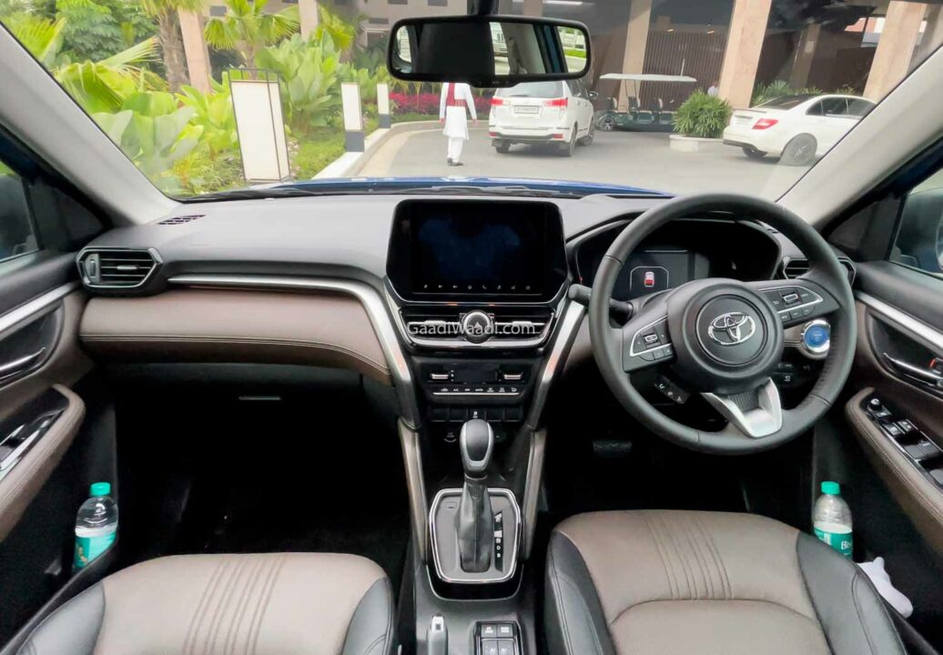 toyota hyryder-2
