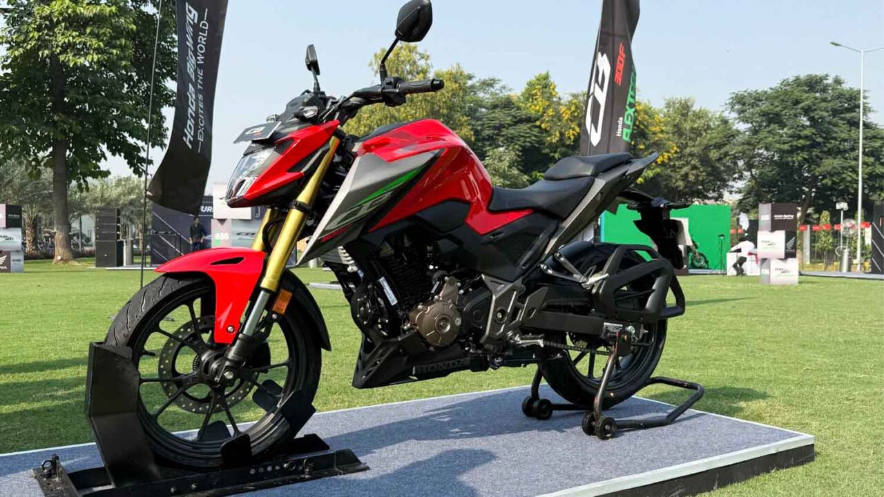 honda-CB-300F-flex-fuel-5.jpg
